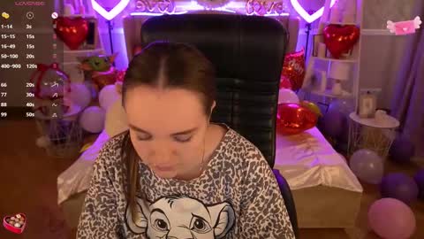 Snapshot of foxyshyyy chatting on 02-16-25, 12:54 Inna online show from 02-16-25, 12:54