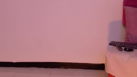 Snapshot of foxyy_roxy chatting on 11-11-25, 11:16 Roxxyy online show from 11-11-25, 11:16