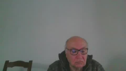 Snapshot of fra94 chatting on 04-04-26, 12:57 fra94 online show from 04-04-26, 12:57