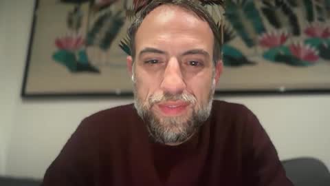 Snapshot of fra___ chatting on 12-14-25, 11:31 fra___ online show from 12-14-25, 11:31