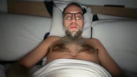 Snapshot of fra___ chatting on 12-15-25, 11:36 fra___ online show from 12-15-25, 11:36