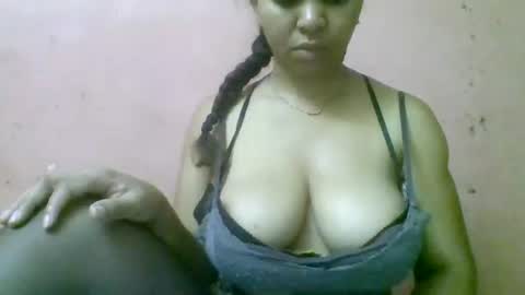 fracisca2204 online show from 12-21-25, 05:03