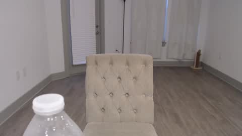 Angel online show from 02-11-25, 01:31