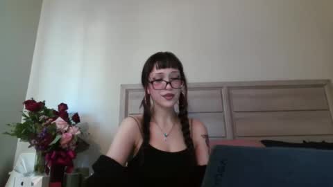 Angel online show from 02-18-26, 06:15