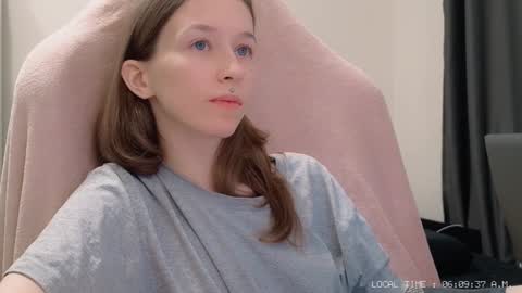 Snapshot of fran_bow chatting on 01-06-25, 03:09 fran_bow online show from 01-06-25, 03:09