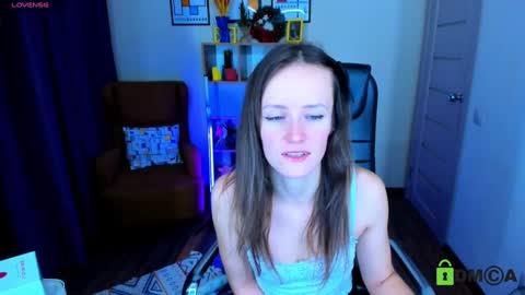 Snapshot of francescacollins chatting on 01-12-25, 10:34 Fran online show from 01-12-25, 10:34