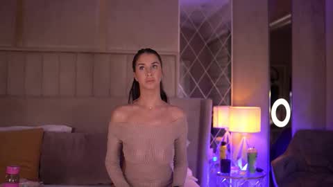 francescadante online show from 12-22-25, 07:16