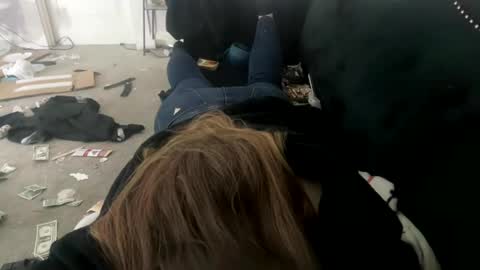 Snapshot of francescafey chatting on 12-29-24, 08:55 francescafey online show from 12-29-24, 08:55