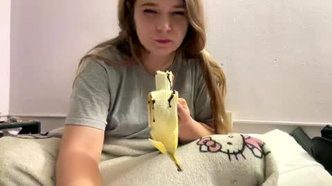 Snapshot of francescafey chatting on 09-20-25, 08:15 francescafey online show from 09-20-25, 08:15