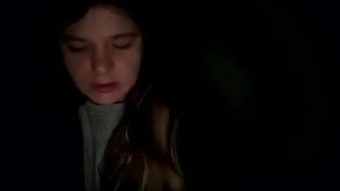 Snapshot of francescafey chatting on 10-24-25, 11:28 francescafey online show from 10-24-25, 11:28