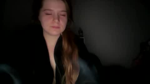 Snapshot of francescafey chatting on 10-25-25, 05:26 francescafey online show from 10-25-25, 05:26