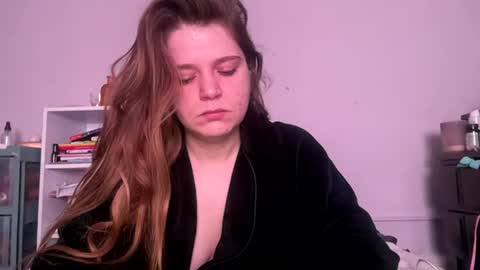 Snapshot of francescafey chatting on 11-23-25, 07:24 francescafey online show from 11-23-25, 07:24