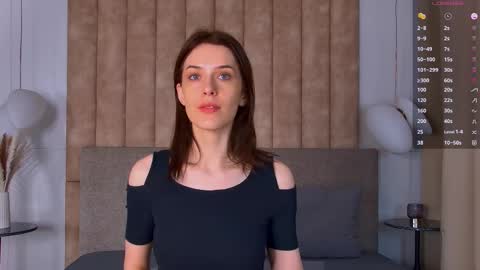 Snapshot of francesday chatting on 10-14-25, 05:41 Frances online show from 10-14-25, 05:41
