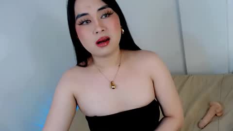 Snapshot of franchesca_fucks chatting on 10-24-25, 08:33 LOVE online show from 10-24-25, 08:33