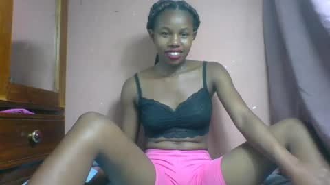 Snapshot of franciefrancie chatting on 03-07-25, 02:34 francilla online show from 03-07-25, 02:34