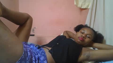 Snapshot of franciefrancie chatting on 03-11-25, 11:01 francilla online show from 03-11-25, 11:01