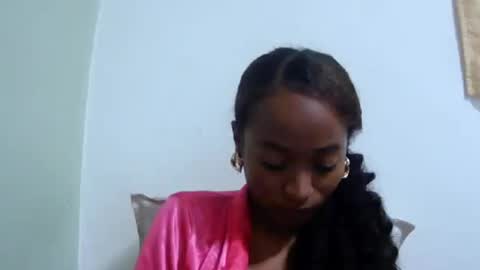 Snapshot of francine925426 chatting on 06-16-26, 04:53 francine925426 online show from 06-16-26, 04:53