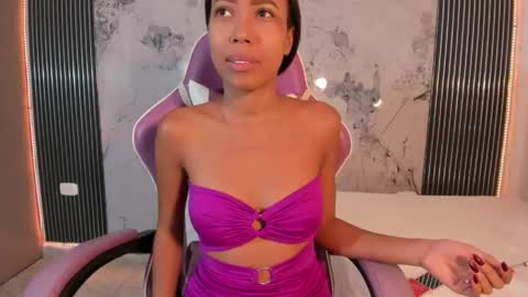 Laura online show from 04-16-26, 07:47