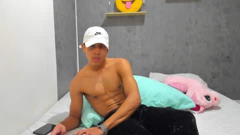 Snapshot of franco_demons_ chatting on 12-03-24, 09:11 Franco online show from 12-03-24, 09:11