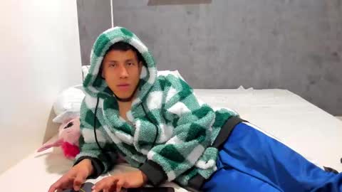 Snapshot of franco_demons_ chatting on 12-14-24, 07:46 Franco online show from 12-14-24, 07:46