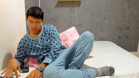 Snapshot of franco_demons_ chatting on 12-24-24, 10:11 Franco online show from 12-24-24, 10:11