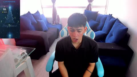 Snapshot of franco_rizzo01 chatting on 12-11-24, 07:25 frank online show from 12-11-24, 07:25