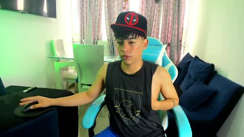 Snapshot of franco_rizzo01 chatting on 02-04-25, 07:44 frank online show from 02-04-25, 07:44