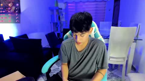 Snapshot of franco_rizzo01 chatting on 09-13-25, 11:15 frank online show from 09-13-25, 11:15