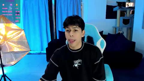 Snapshot of franco_rizzo01 chatting on 01-07-26, 07:49 frank online show from 01-07-26, 07:49