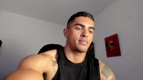 Snapshot of franco_ruiz_ chatting on 05-31-26, 12:30 franco online show from 05-31-26, 12:30