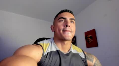 Snapshot of franco_ruiz_ chatting on 06-07-26, 01:32 franco online show from 06-07-26, 01:32