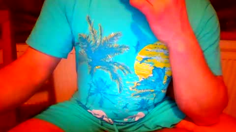 Snapshot of frank84848 chatting on 01-21-25, 09:04 Frank online show from 01-21-25, 09:04