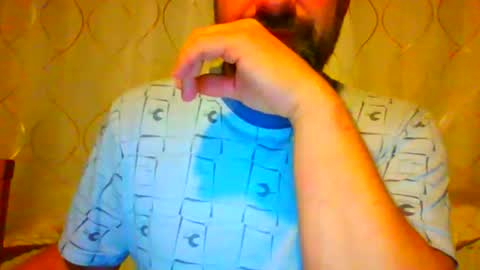 Snapshot of frank84848 chatting on 10-02-25, 07:54 Frank online show from 10-02-25, 07:54