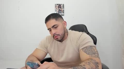 frank_foxx1 online show from 02-16-26, 04:41