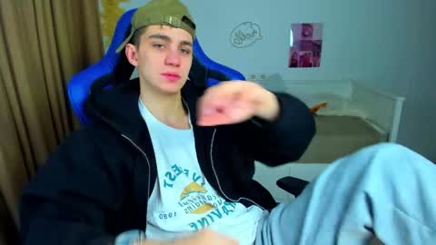 Frank online show from 01-10-26, 04:36