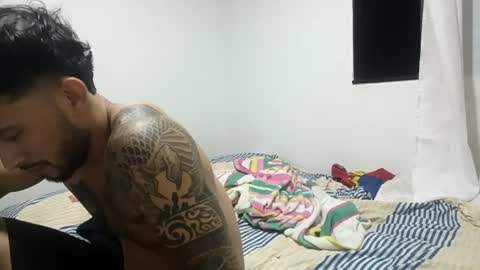 frankdanielsmolano online show from 06-26-26, 04:17