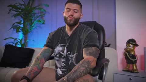 Frank Farrell. Hey remember to give me a thumbs up Ty online show from 04-06-26, 10:33