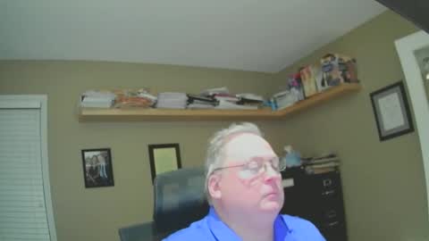 frankie6207 online show from 01-19-25, 07:04
