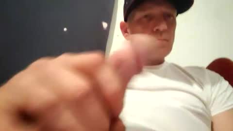Famous Blue Eyes online show from 04-26-26, 04:32