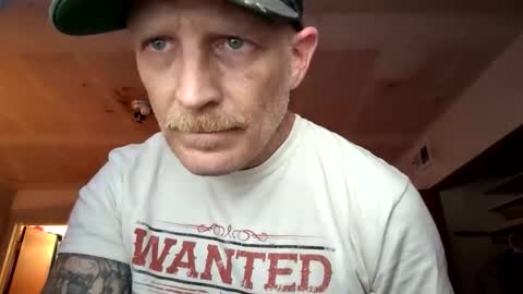 Famous Blue Eyes online show from 05-25-26, 08:04