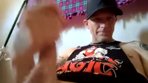 Famous Blue Eyes online show from 07-02-26, 04:24