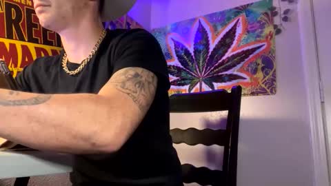 Snapshot of frankoafterdark chatting on 03-23-26, 02:59 Franco online show from 03-23-26, 02:59