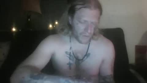 Snapshot of frankyb0yforeal chatting on 02-11-26, 08:41 frankyb0yforeal online show from 02-11-26, 08:41