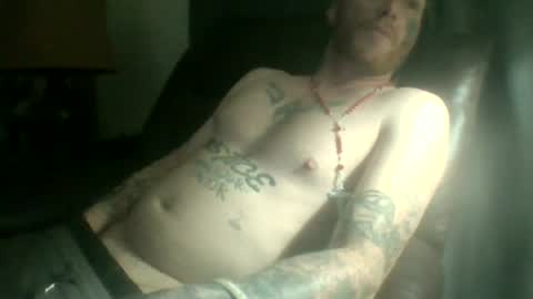 Snapshot of frankyb0yforeal chatting on 07-15-26, 04:18 frankyb0yforeal online show from 07-15-26, 04:18
