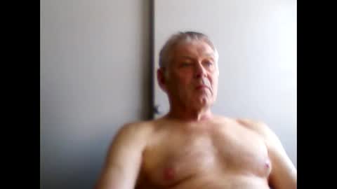 frannkboy61 online show from 05-26-26, 04:14