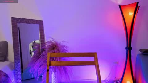 Fransheska online show from 04-20-26, 11:46