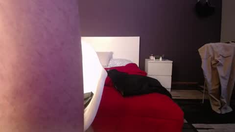 Snapshot of frasalv chatting on 04-19-26, 01:49 francescosal online show from 04-19-26, 01:49