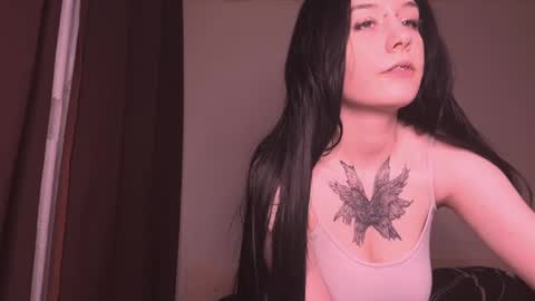 Snapshot of frau_basted chatting on 12-21-24, 04:46 mistress Bastet and mintcola online show from 12-21-24, 04:46