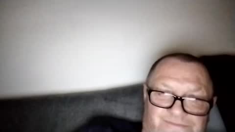 Wolfi online show from 02-25-25, 07:42