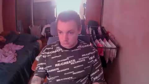 Snapshot of freak_azoid chatting on 10-13-25, 08:58 freak_azoid online show from 10-13-25, 08:58